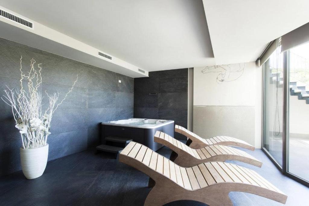 Apartamento Dimora San Carlo Roddi Exterior foto