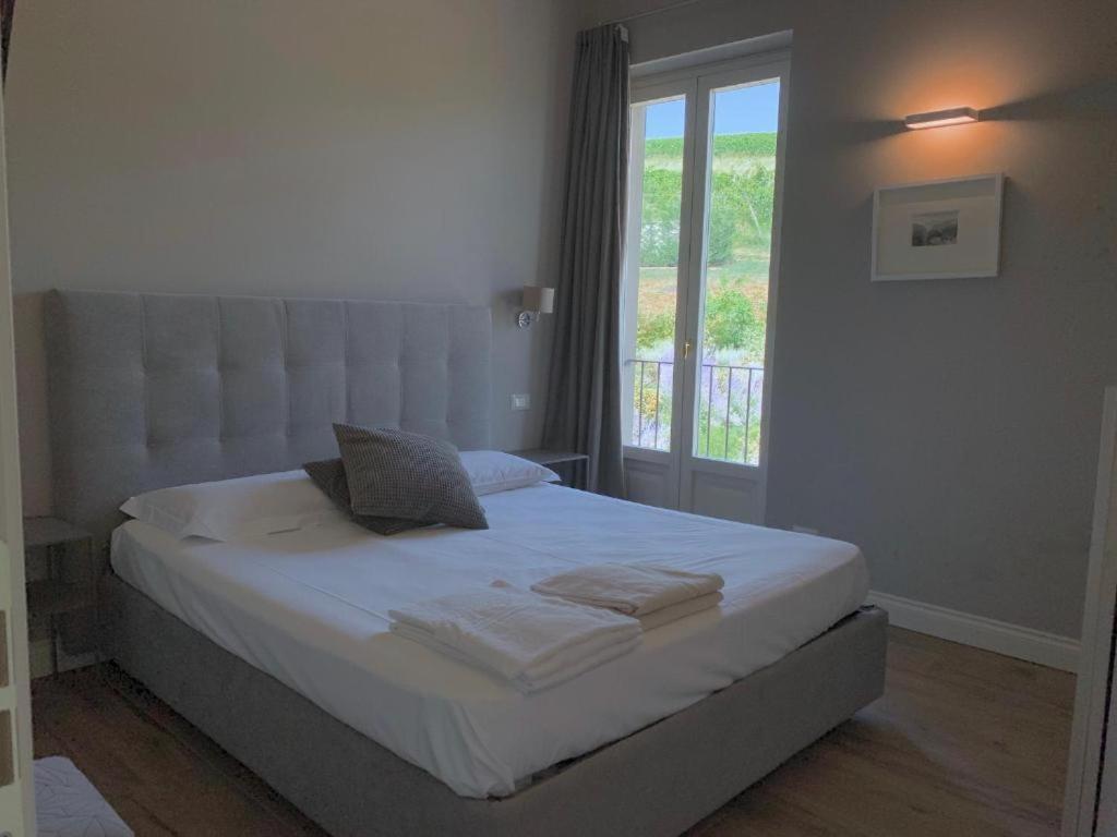 Apartamento Dimora San Carlo Roddi Habitación foto